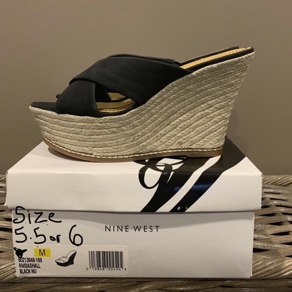 ISO! Looking to buy. Nine West Size 5.5 or 6